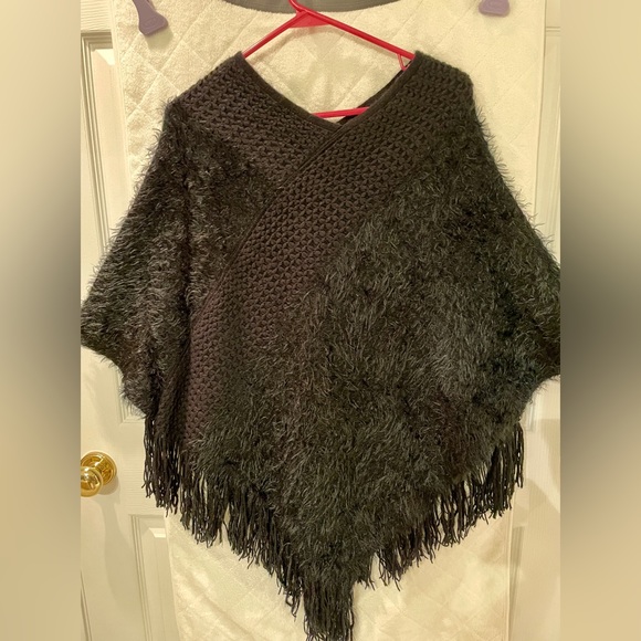 2 texture black poncho- soft & cozy - Picture 1 of 5